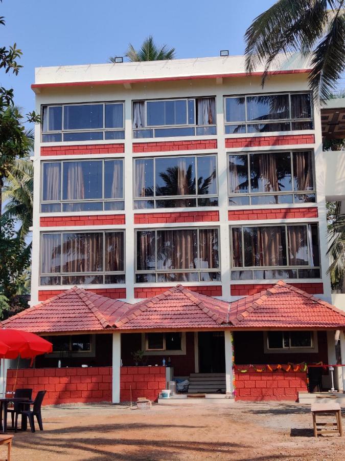 Happy Days Diveagar Exterior photo